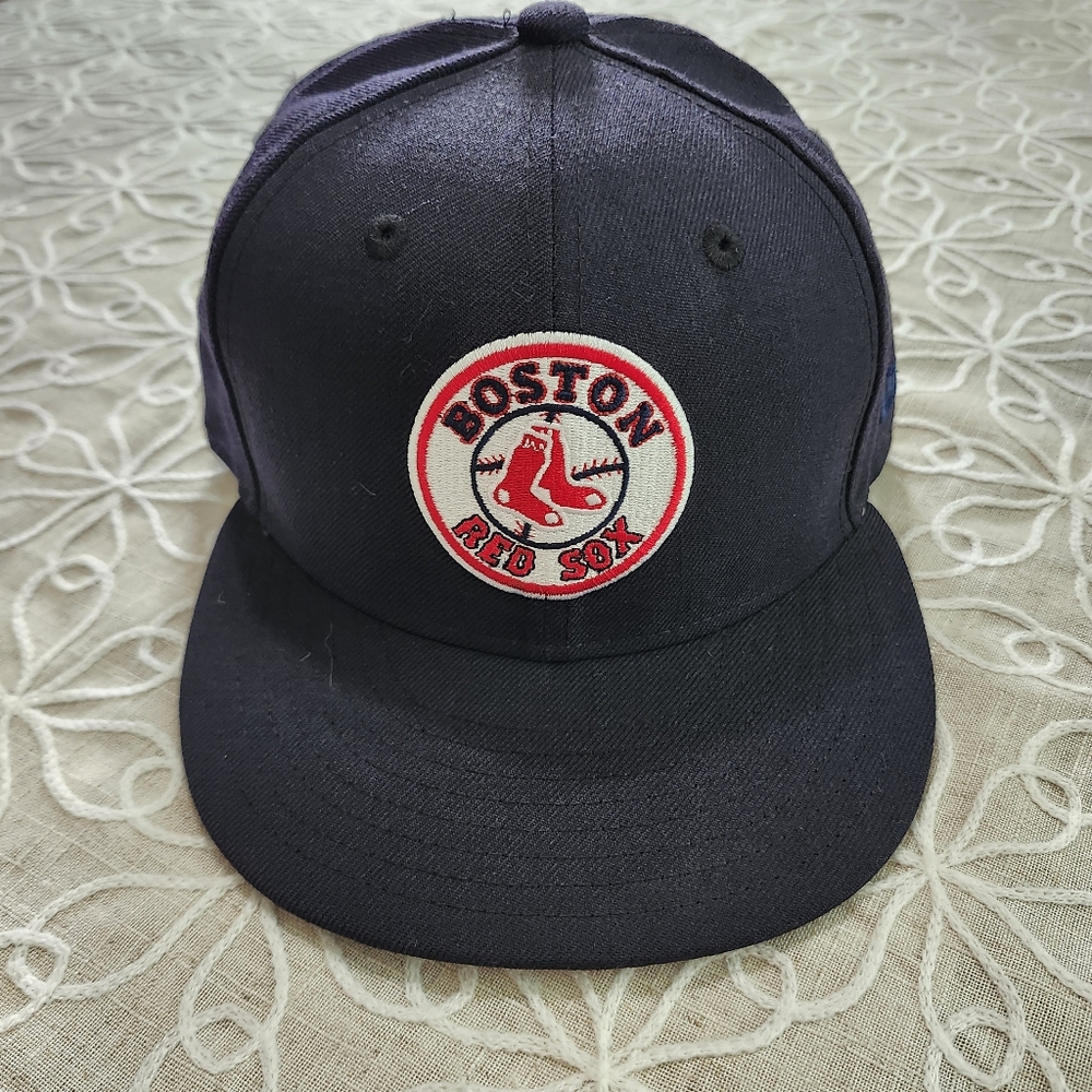 New Era Boston Red Sox Cooperstown Classics Snapback Hat Round Logo Patch